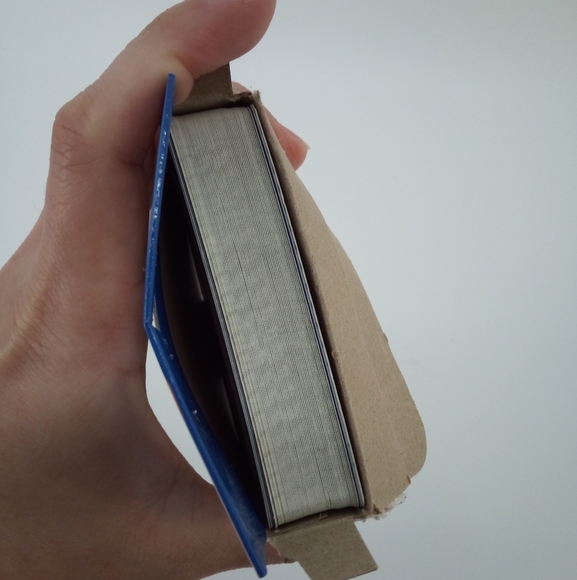 Family Feud Jumbo Card Game Platinum Edition Steve Harvey 8+ Complete - Picture 7 of 7